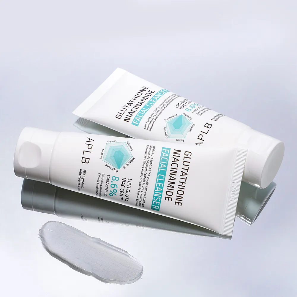 Glutathione Niacinamide Facial Cleanser 80ml - Image 7